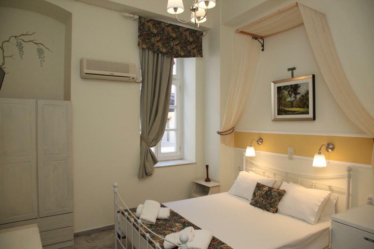 Fiera Guesthouse 埃尔莫波利斯 外观 照片