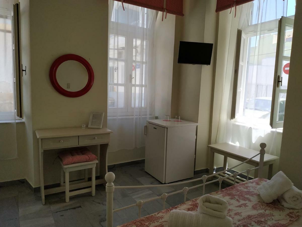 Fiera Guesthouse 埃尔莫波利斯 外观 照片